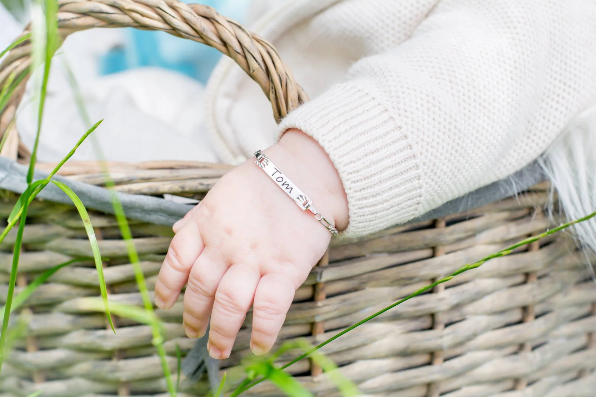 Détail d’un bracelet de cérémonie